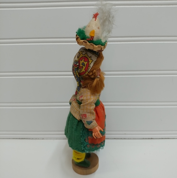 Vintage Portugal Girl Doll in Traditional Dress w/ Chicken Hat Souvenir Figurine - Picture 9 of 16